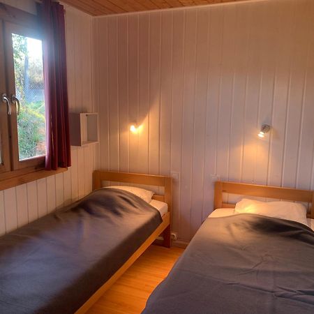 Camping Familial Paisible Avec Piscine, Mobil Home , Chalet, Studio & Emplacement Nue Casties-Labrande エクステリア 写真
