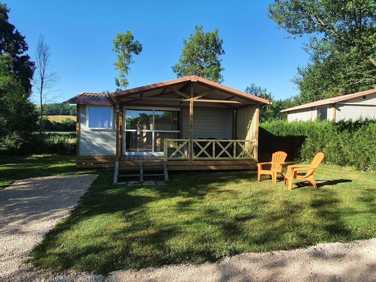 Camping Familial Paisible Avec Piscine, Mobil Home , Chalet, Studio & Emplacement Nue Casties-Labrande エクステリア 写真