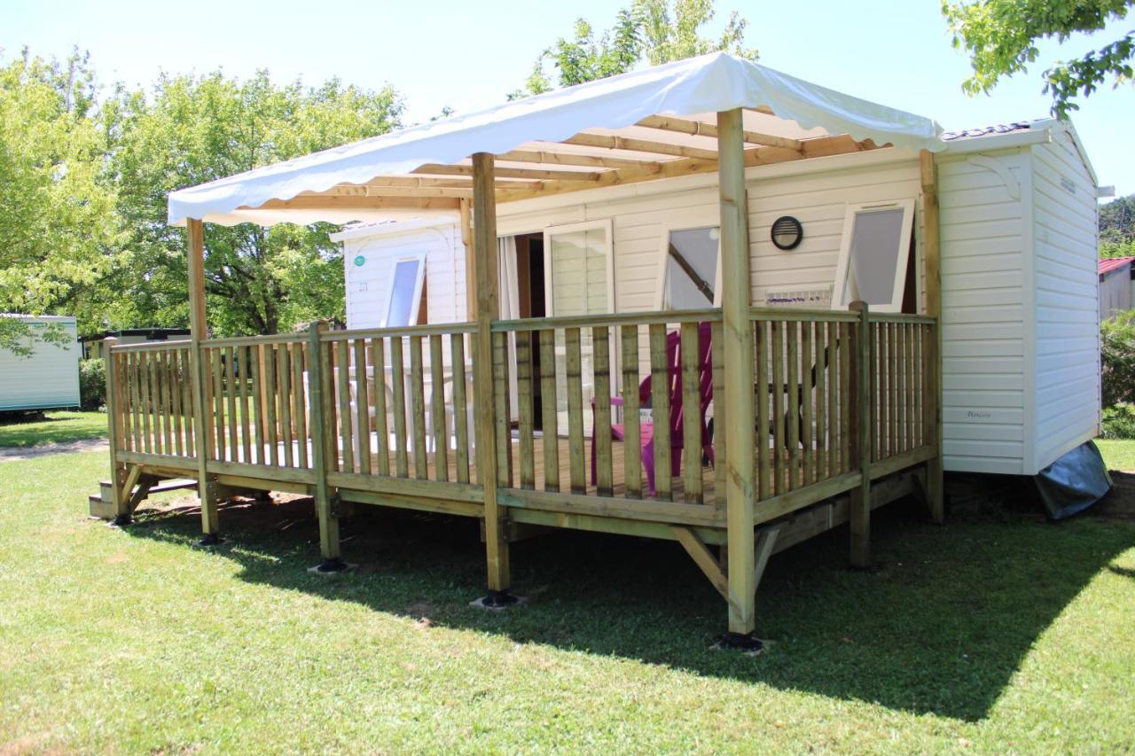Camping Familial Paisible Avec Piscine, Mobil Home , Chalet, Studio & Emplacement Nue Casties-Labrande エクステリア 写真
