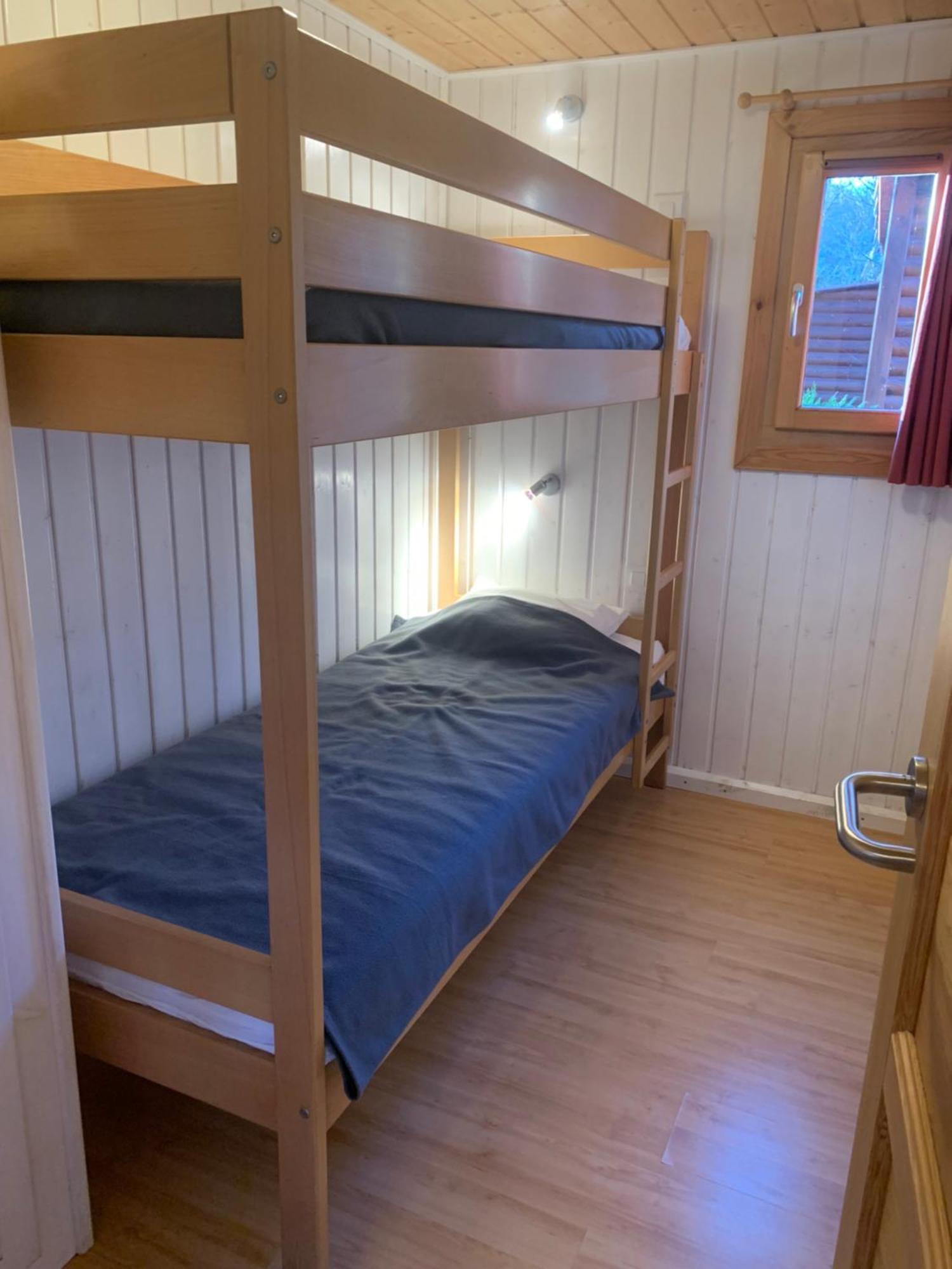 Camping Familial Paisible Avec Piscine, Mobil Home , Chalet, Studio & Emplacement Nue Casties-Labrande エクステリア 写真