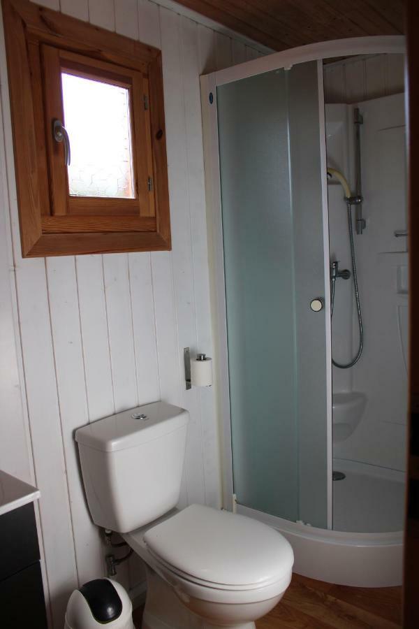 Camping Familial Paisible Avec Piscine, Mobil Home , Chalet, Studio & Emplacement Nue Casties-Labrande エクステリア 写真
