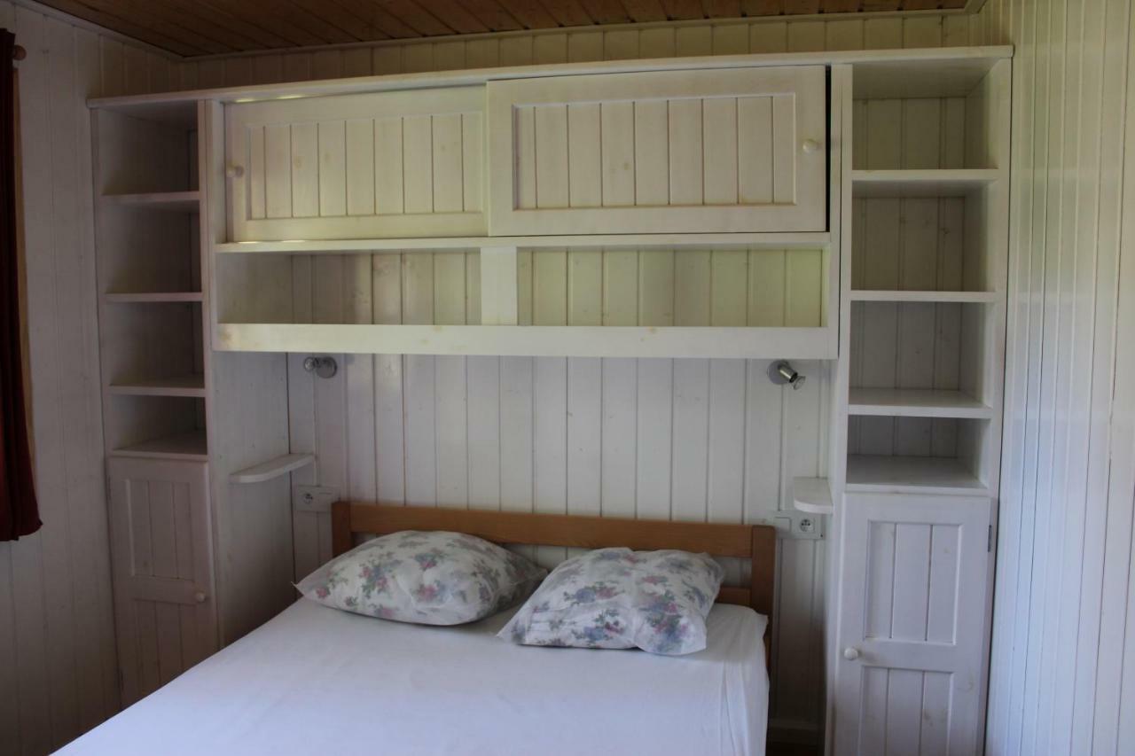 Camping Familial Paisible Avec Piscine, Mobil Home , Chalet, Studio & Emplacement Nue Casties-Labrande エクステリア 写真